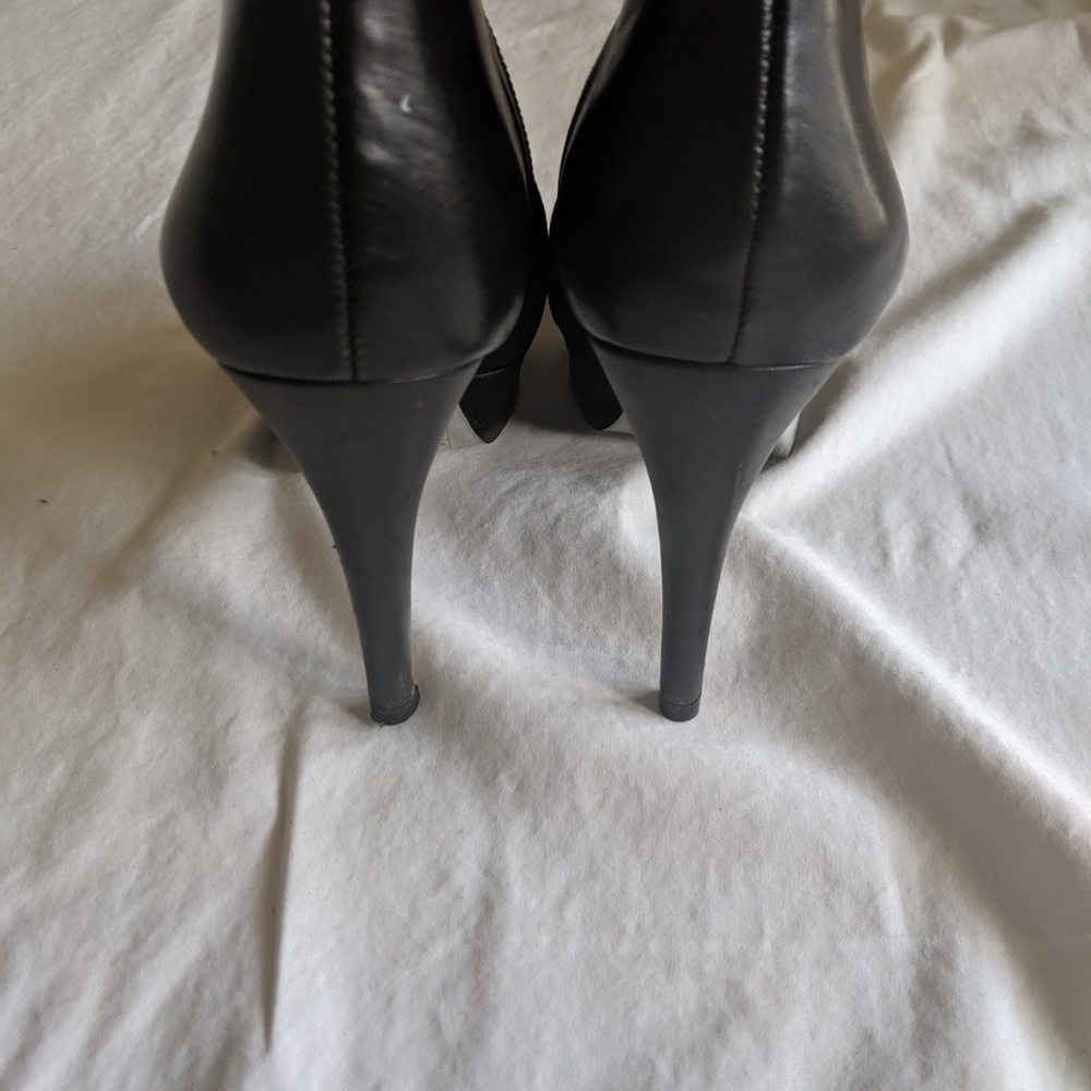 bebe Zandra Boot - Picture 7 of 7